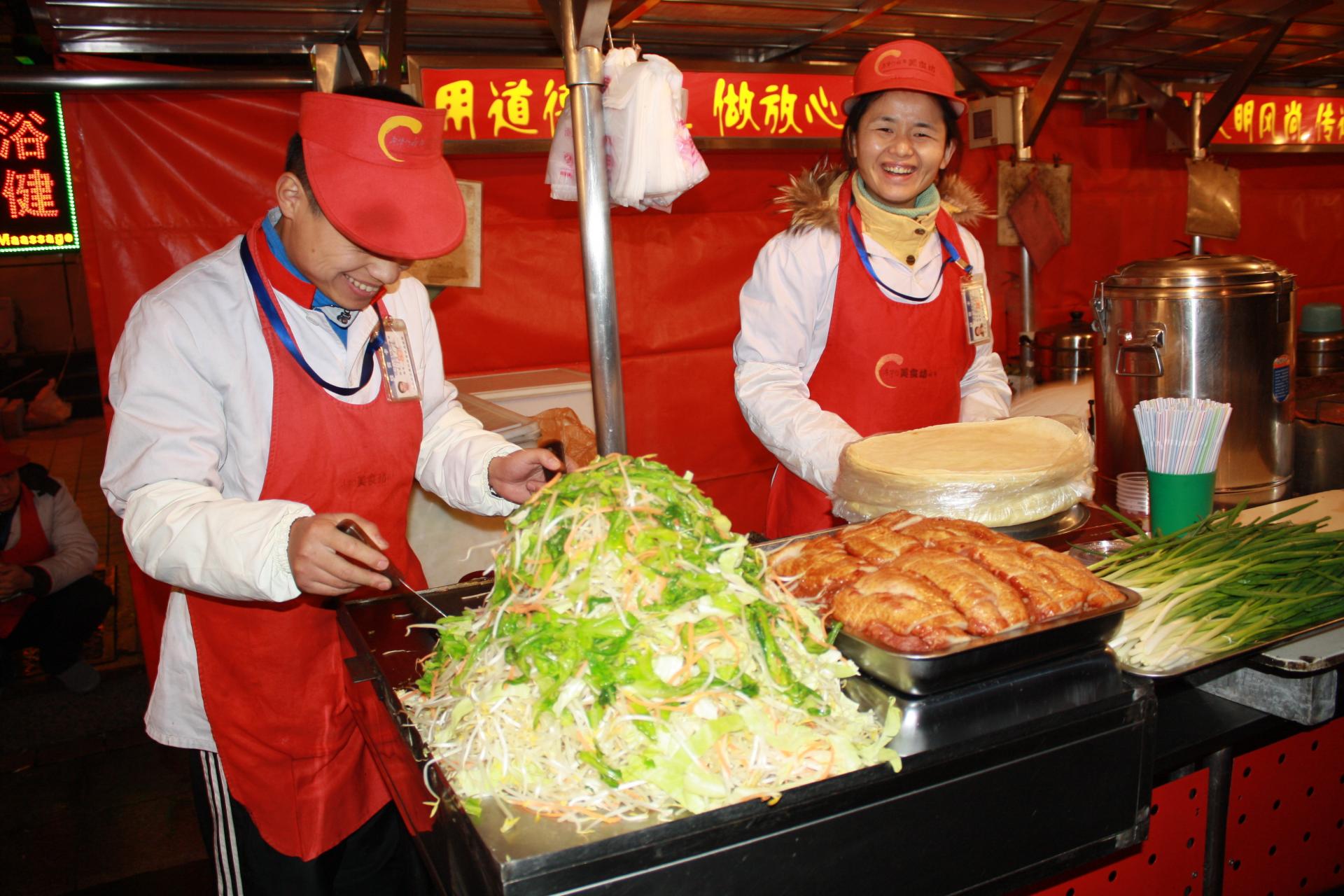 Frische Zubereitung & gute Laune in der Garküche Peking Frische Zubereitung & gute Laune in der Garküche Peking