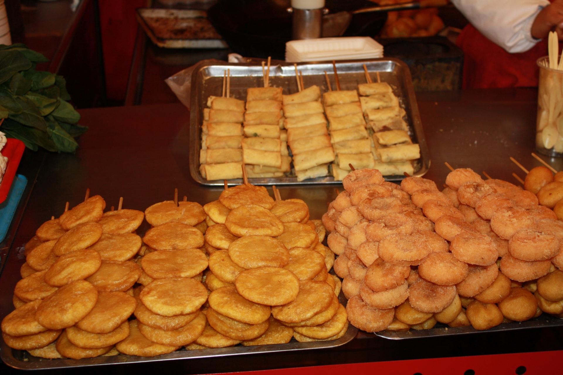 Frühlingsrollen n der Garküche Peking Frühlingsrollen n der Garküche Peking