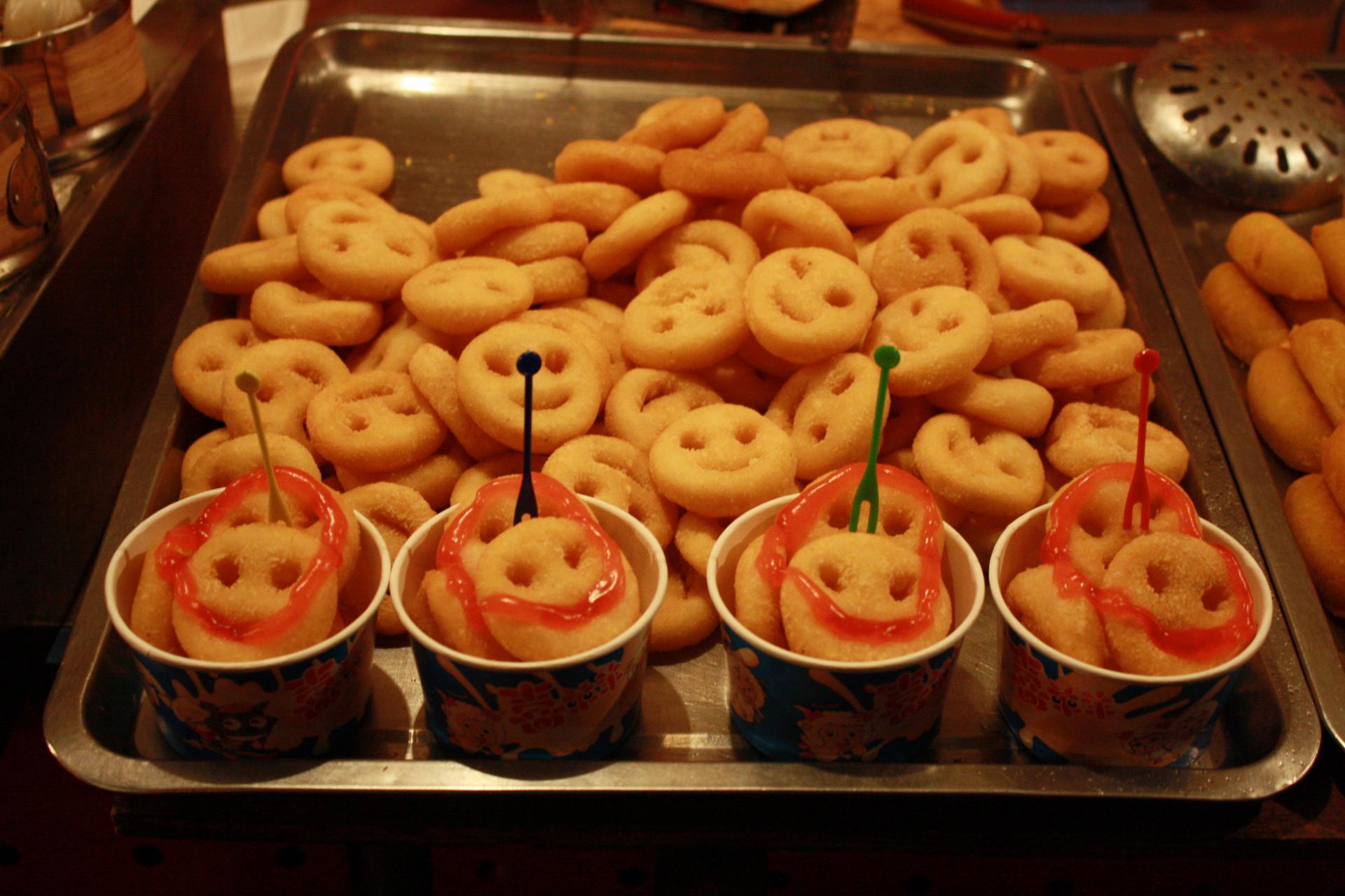 Süße Smilies in der Garküche Peking Süße Smilies in der Garküche Peking
