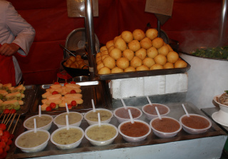 Suppen in der Garküche Peking